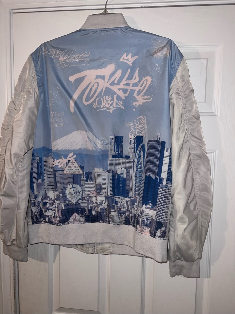 Guess Nylon Tokyo City Bomber men’s size M
